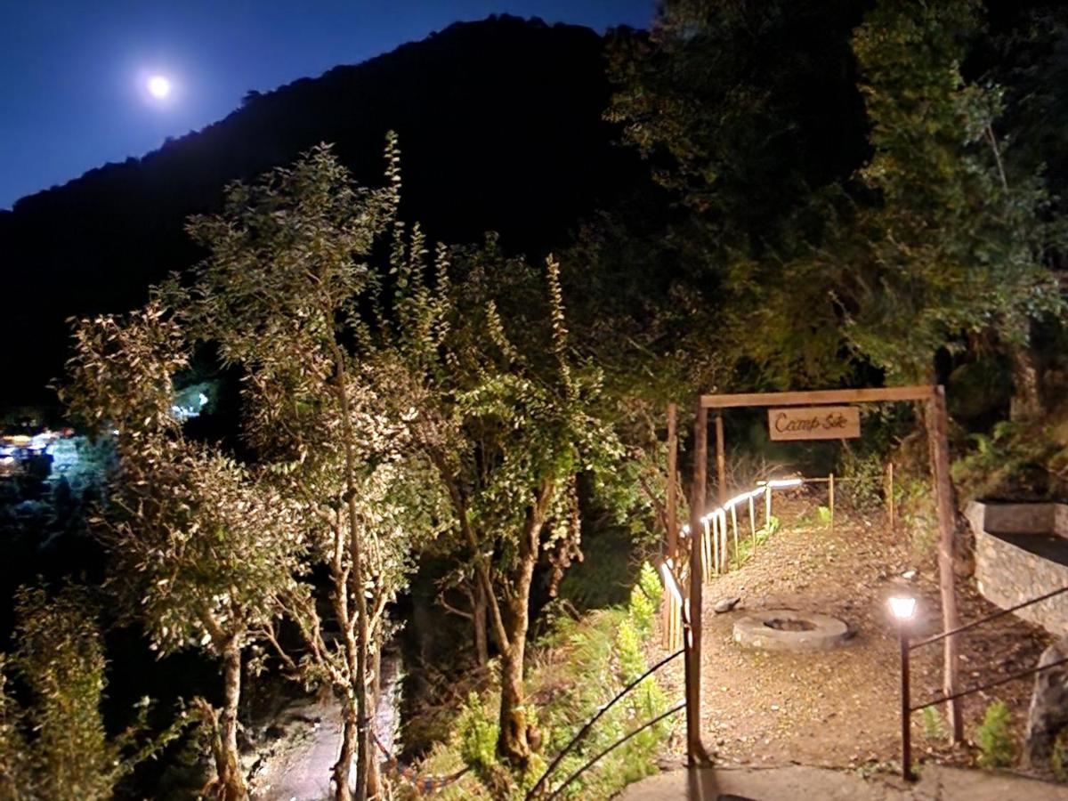 Hotel The Mystic Pines Nainital Esterno foto